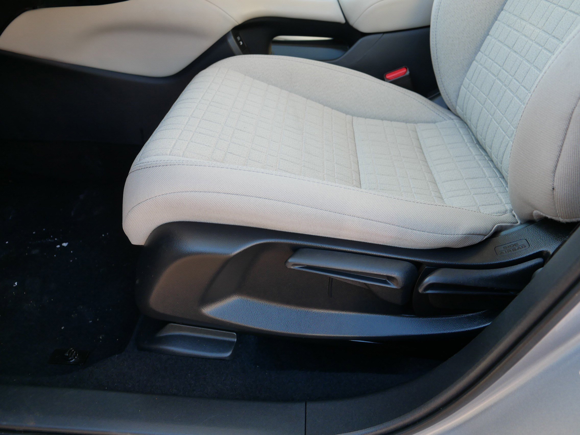 Used 2024 Honda HR-V LX image 20