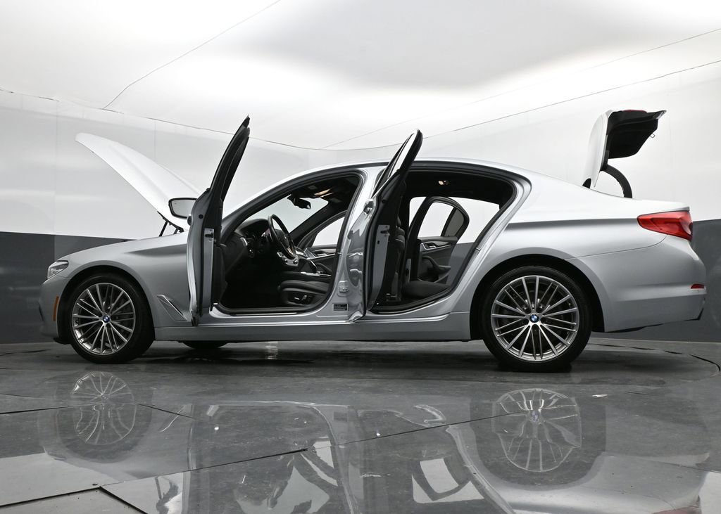 Used 2019 BMW 530i xDrive w/ Convenience Package image 35