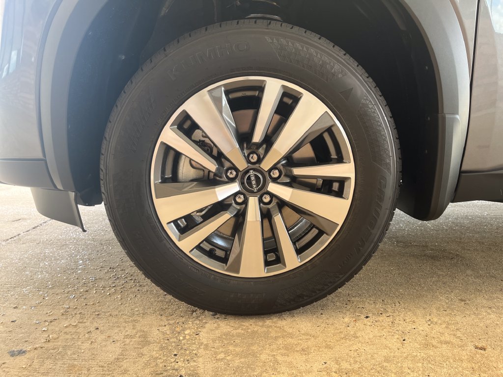 New 2026 Nissan Pathfinder SL FWD image 22