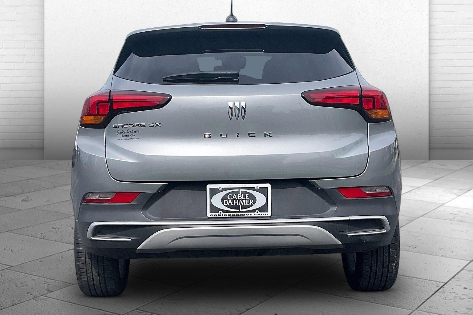 Used 2025 Buick Encore GX Preferred FWD image 3