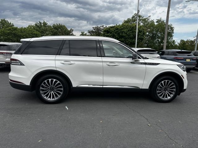 Certified 2024 Lincoln Aviator Reserve w/ Elements Package Plus AWD/4WD image 4