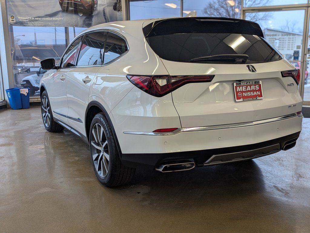 Used 2025 Acura MDX SH-AWD w/ Technology Package image 4