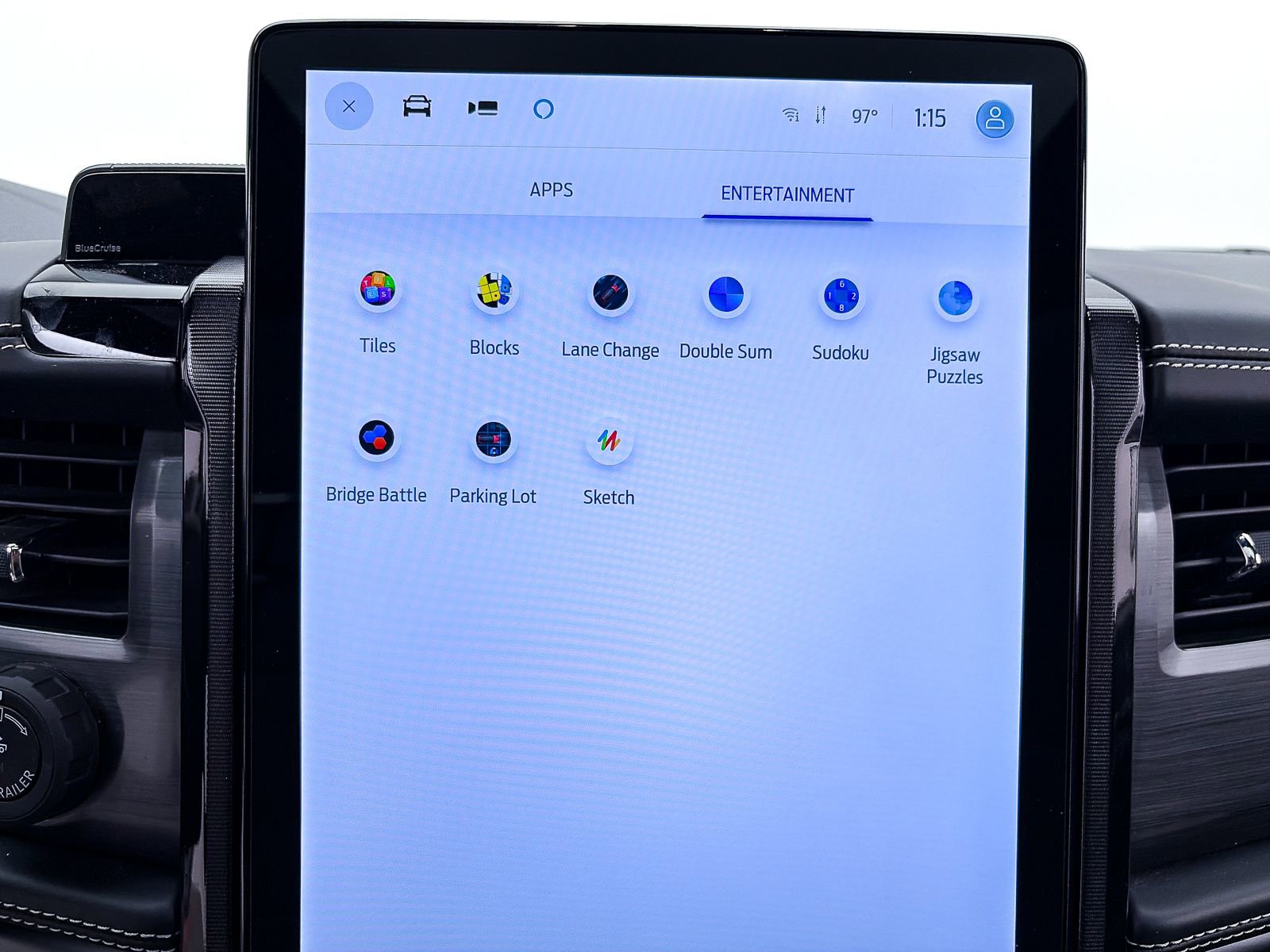 Used 2023 Ford F150 Lightning Platinum image 27