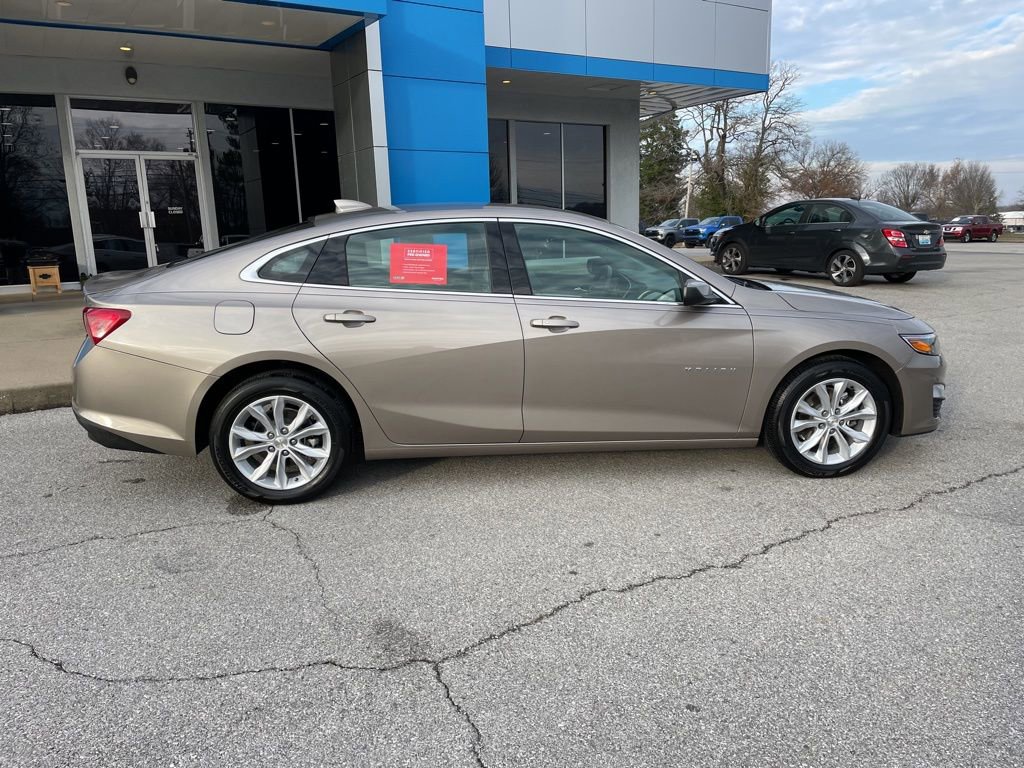 Used 2025 Chevrolet Malibu LT image 50