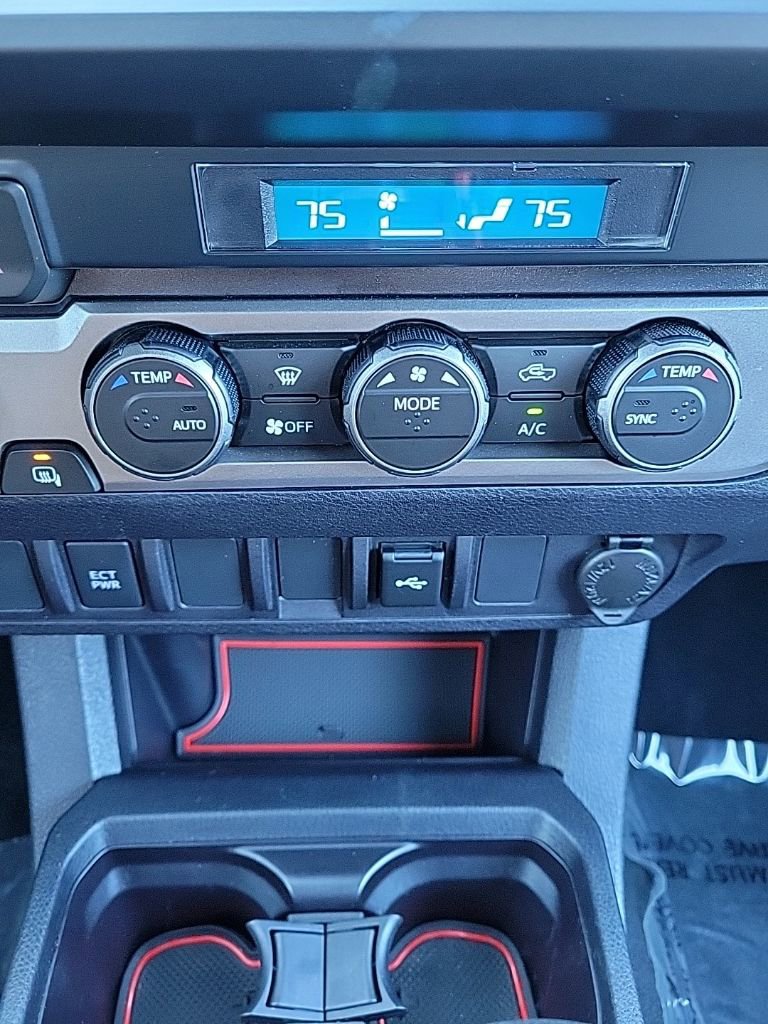 Used 2023 Toyota Tacoma SR image 34