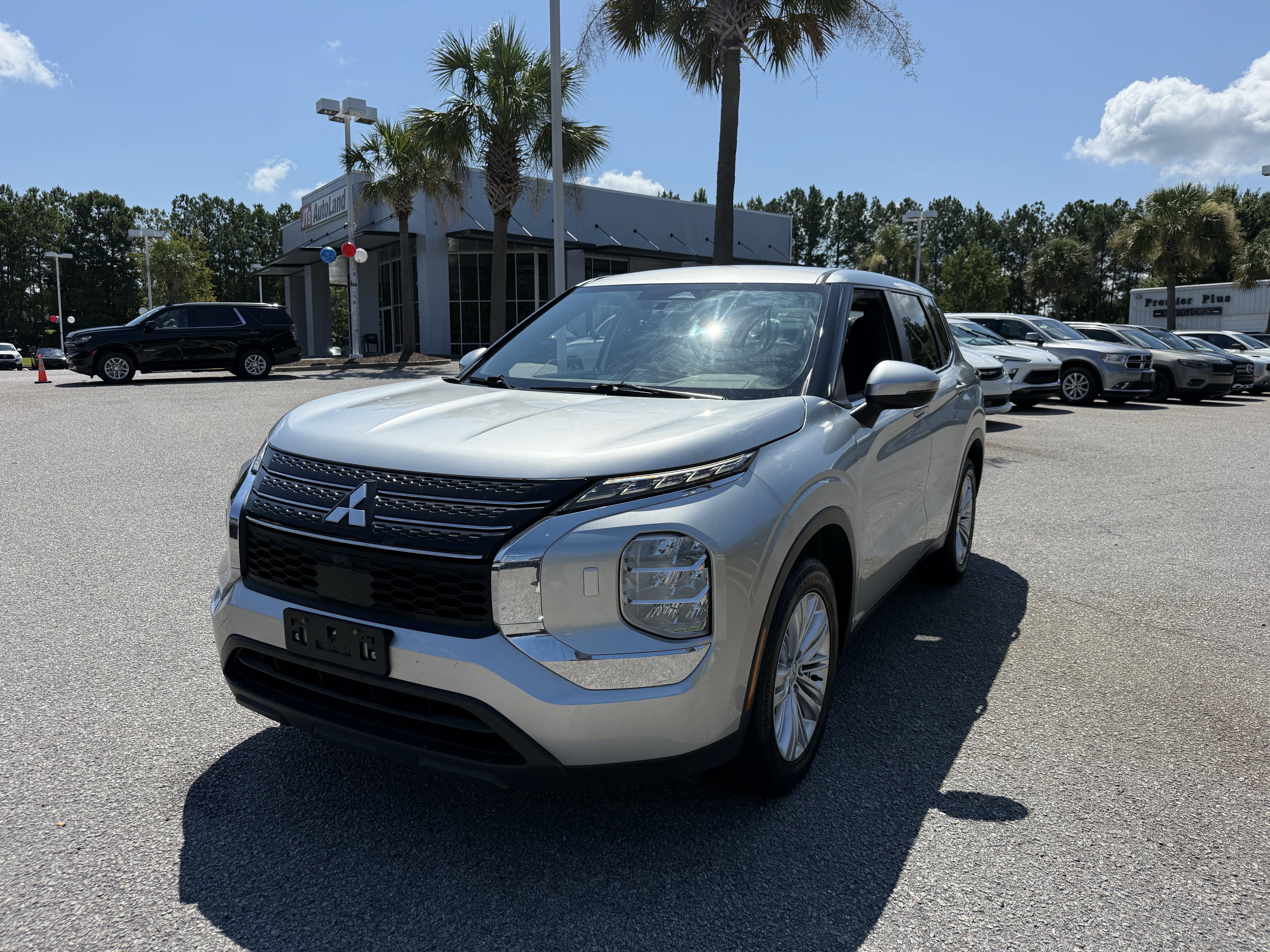 Used 2022 Mitsubishi Outlander ES