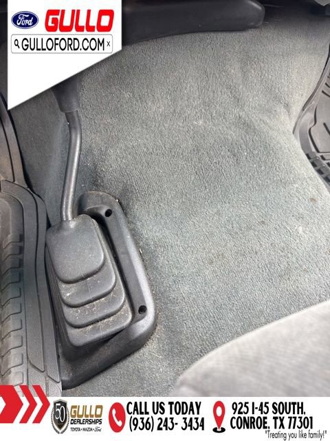 Used 2003 Ford F250 XL image 9