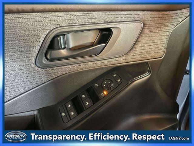 Certified 2023 Nissan Rogue S AWD/4WD image 16