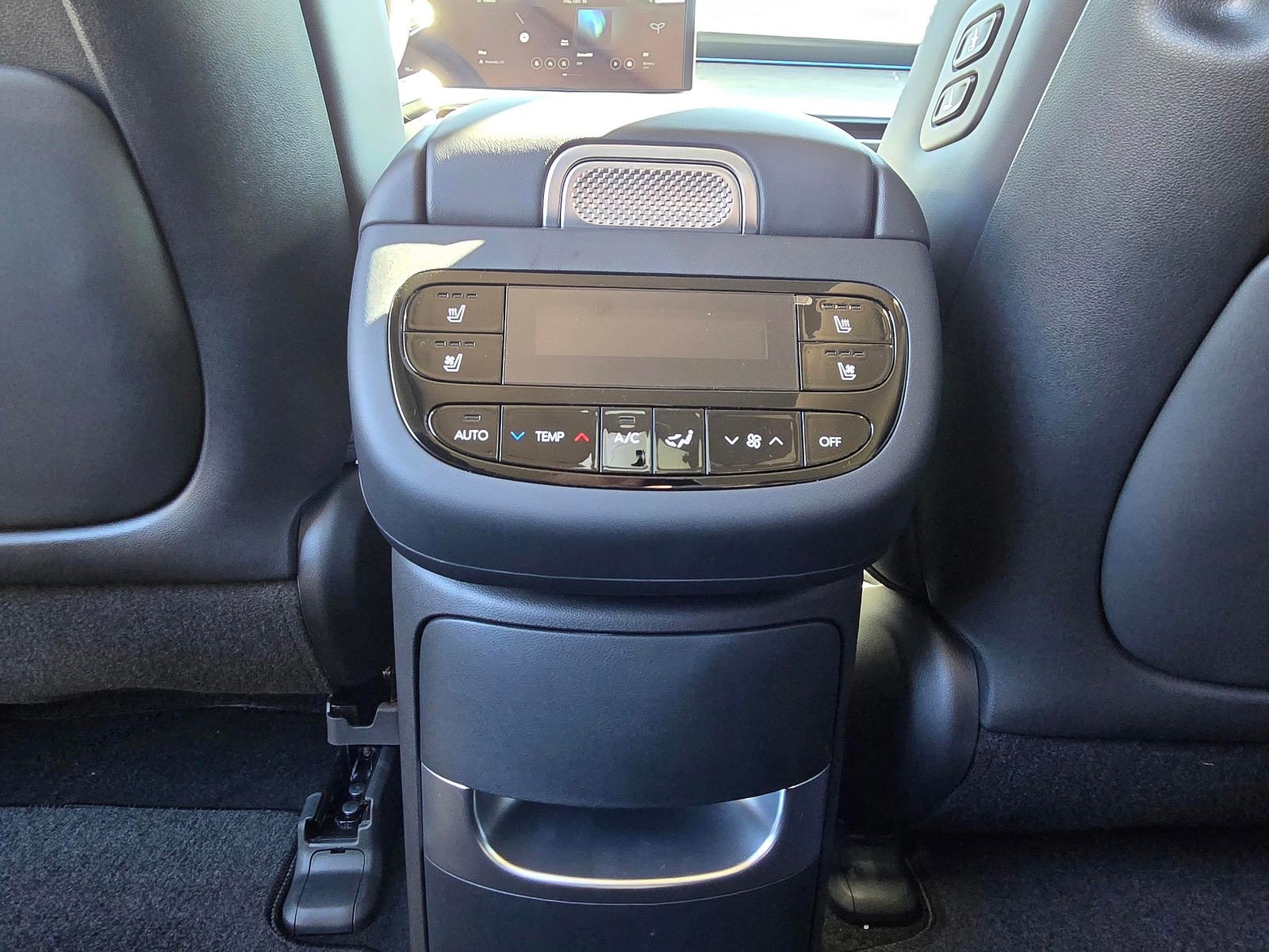 New 2026 Hyundai Ioniq 9 Limited image 12