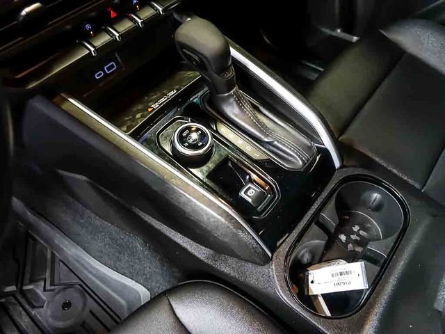 Used 2025 Chevrolet Colorado Trail Boss w/ Midnight Edition AWD/4WD image 25