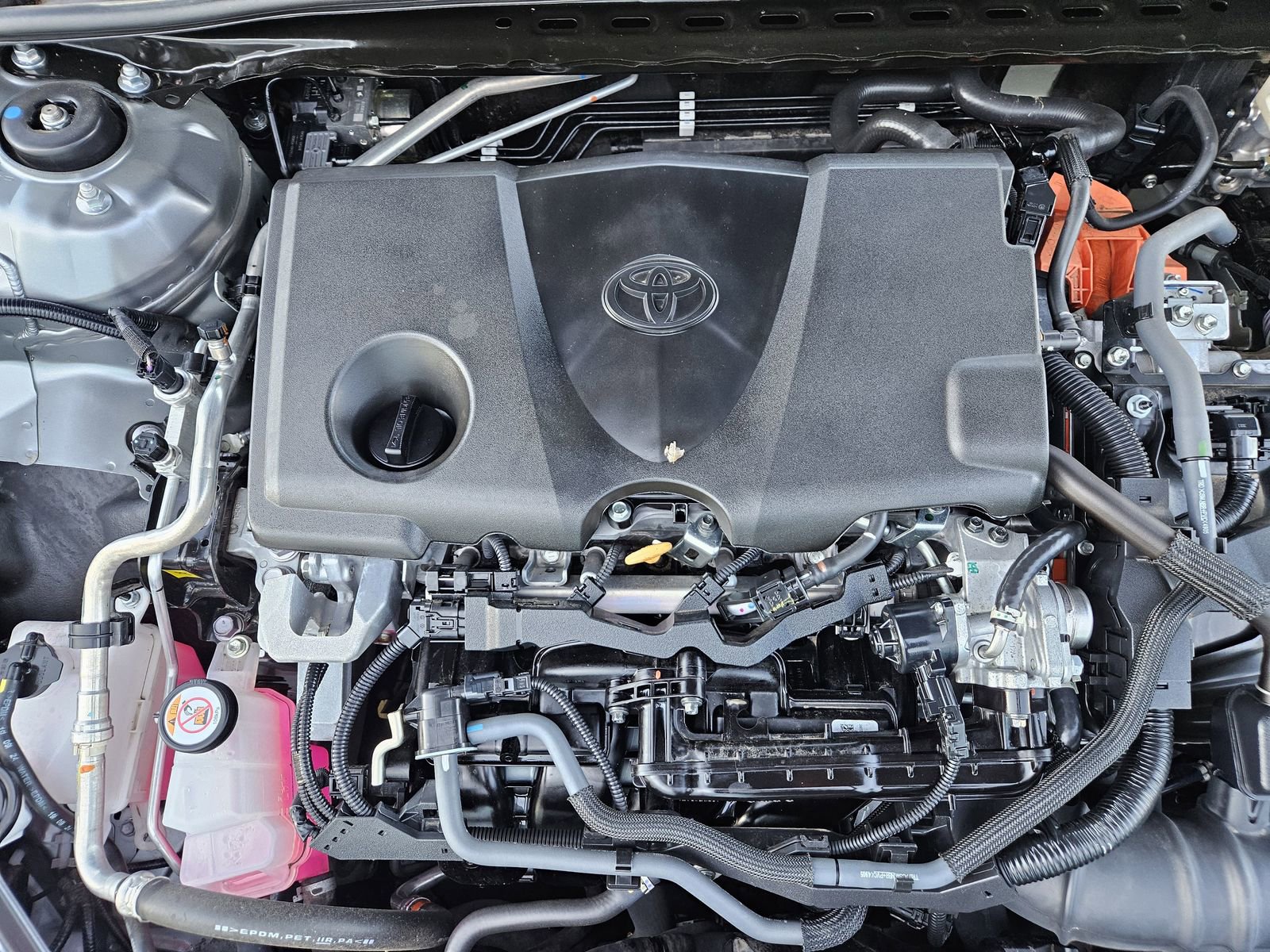 Used 2025 Toyota Camry SE image 39