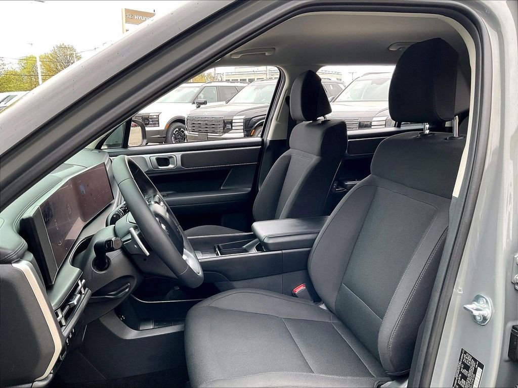 Used 2026 Hyundai Santa Fe SE AWD/4WD image 10