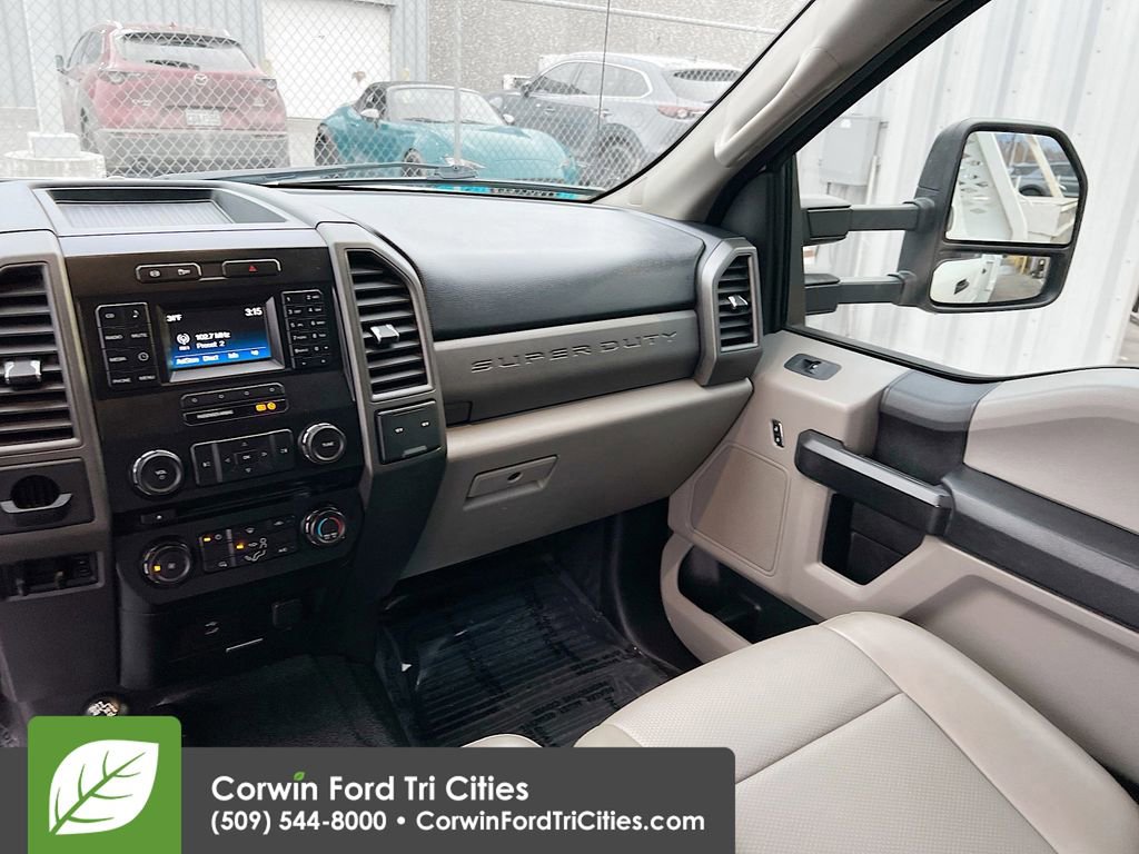 Used 2018 Ford F450 XL w/ Power Equipment Group image 24