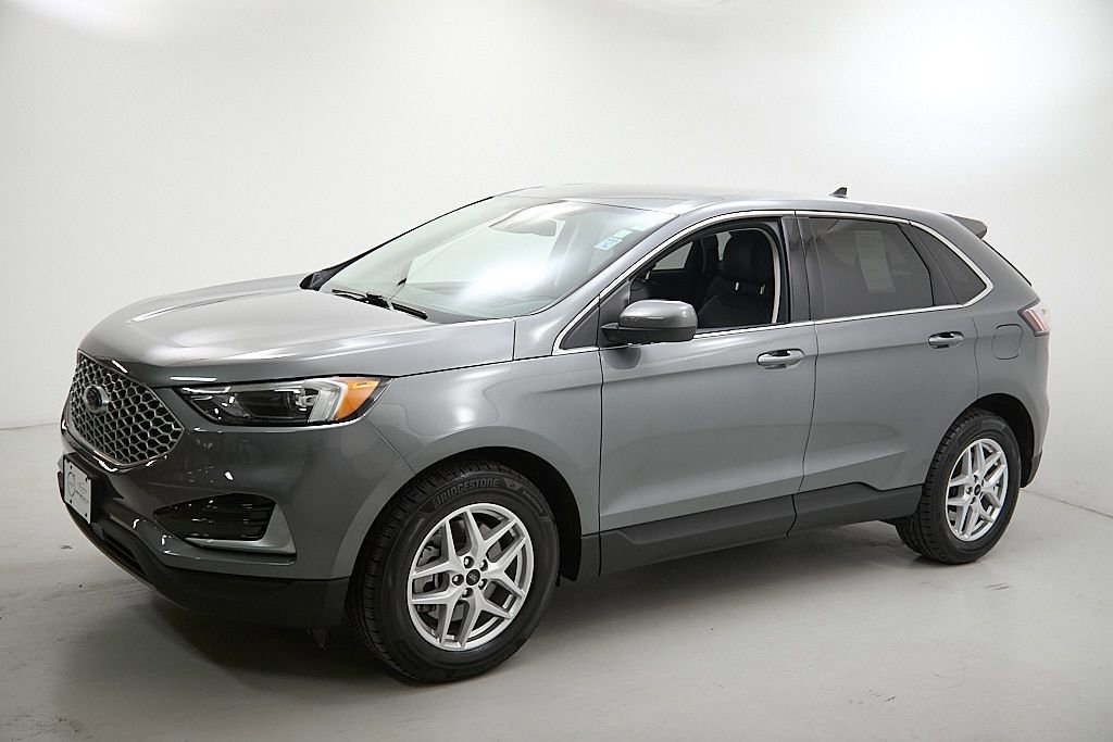 Used 2024 Ford Edge SEL image 6