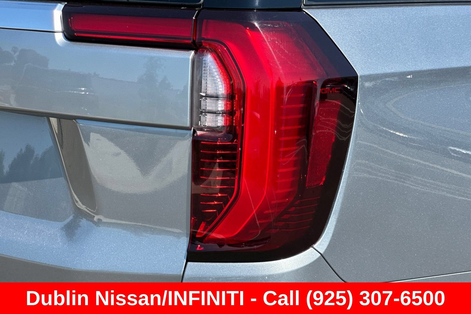 Used 2025 GMC Yukon XL Denali AWD/4WD image 50