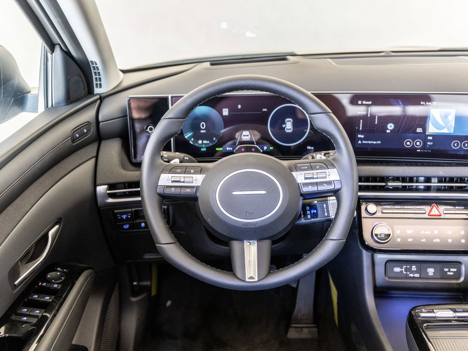 New 2025 Hyundai Tucson Limited AWD/4WD image 28