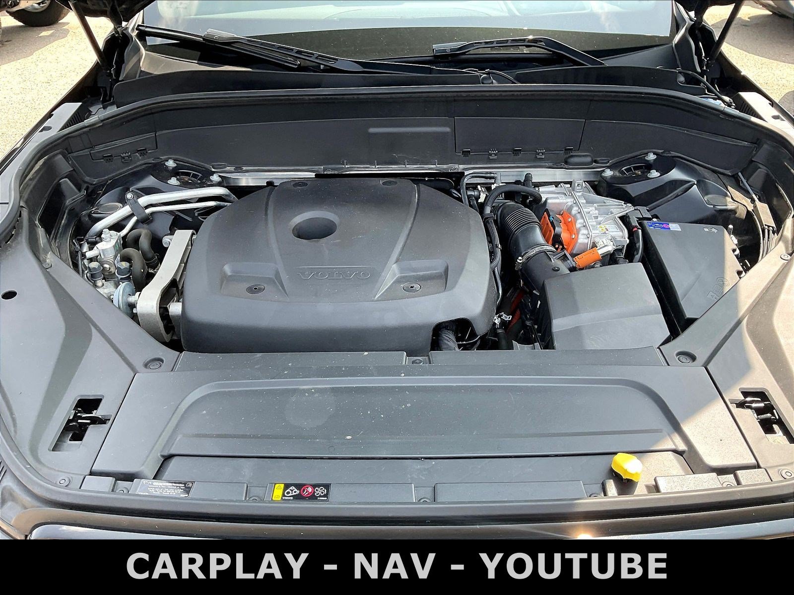 Used 2023 Volvo XC90 T8 Ultimate AWD/4WD image 31