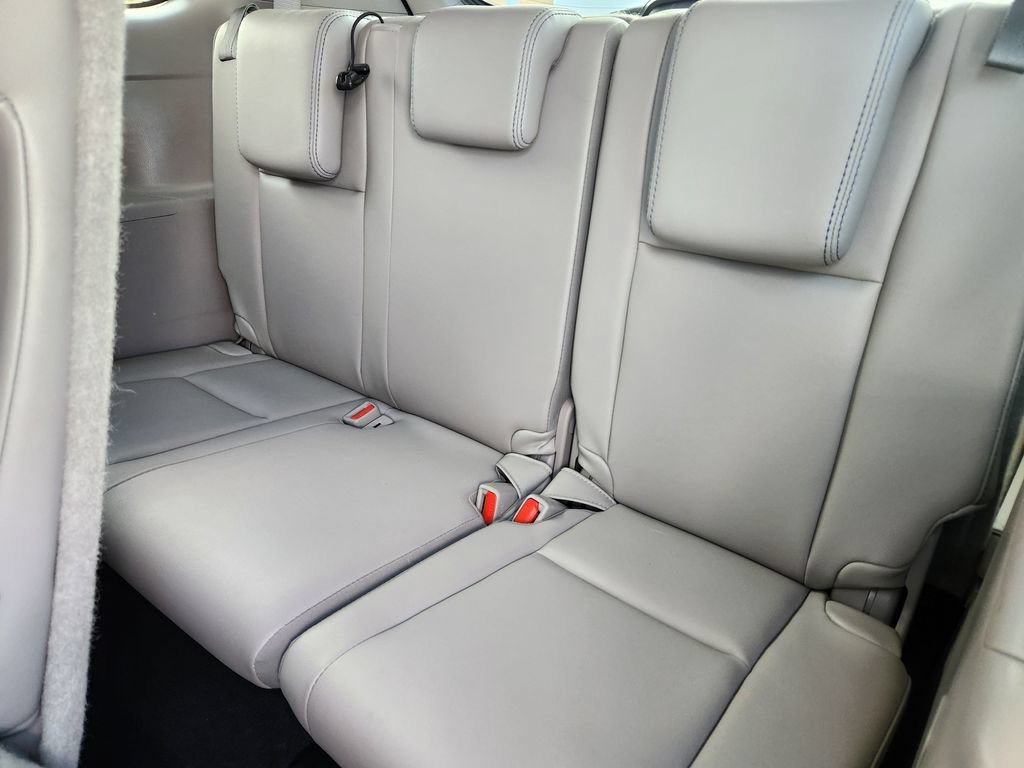 Used 2018 Toyota Highlander Limited AWD/4WD image 25