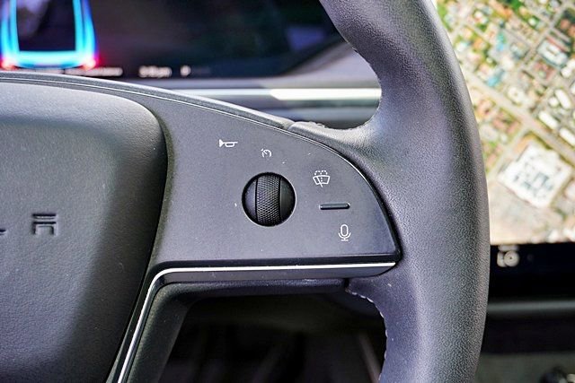 Used 2023 Tesla Model X AWD/4WD image 39