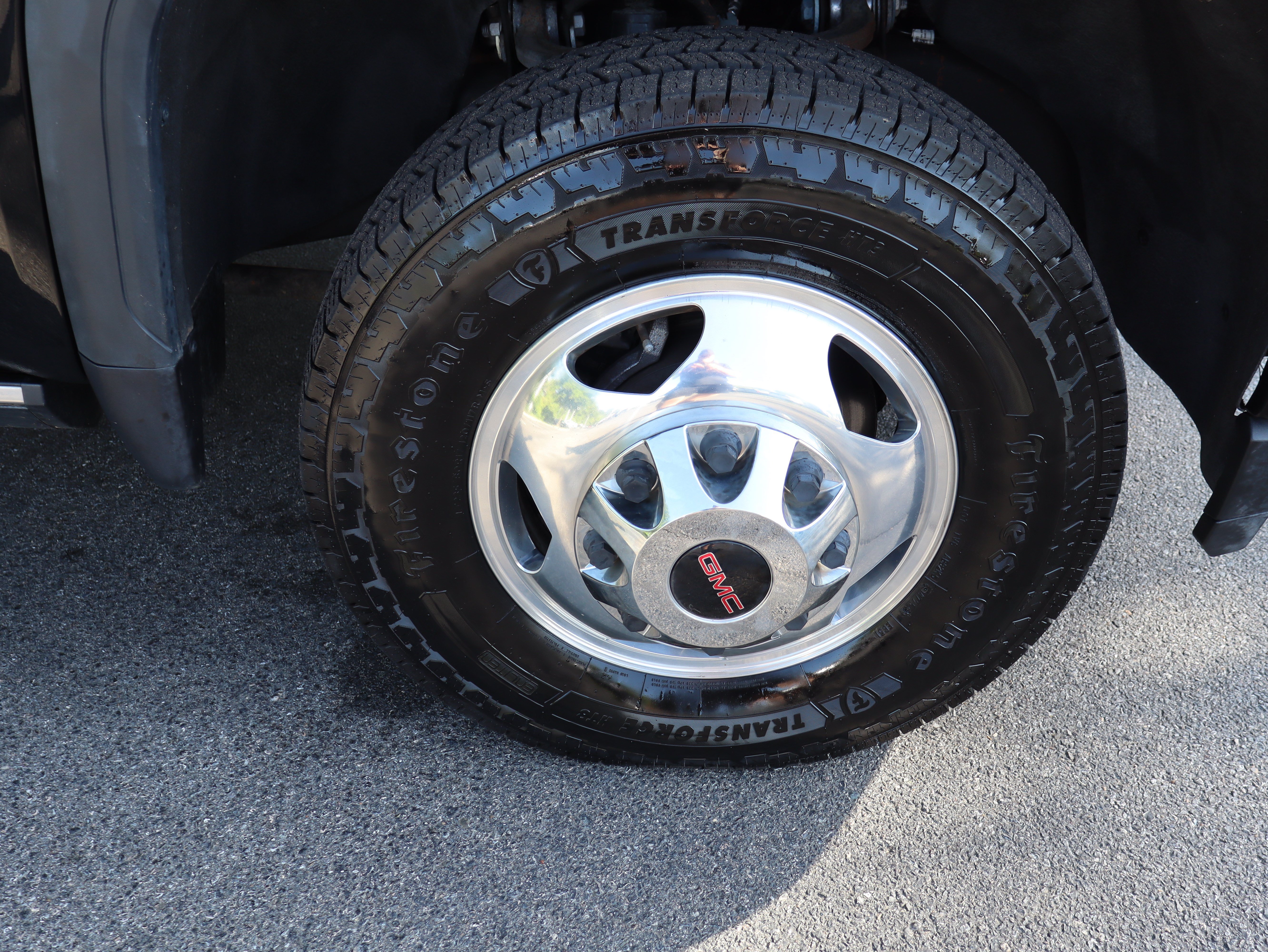 Used 2023 GMC Sierra 3500 Denali w/ Denali Ultimate Package AWD/4WD image 23