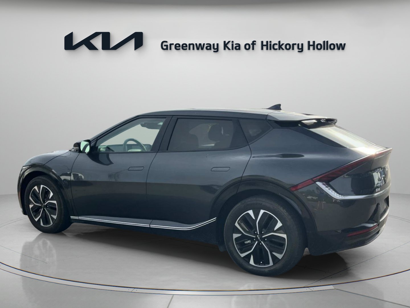 Used 2024 Kia EV6 Wind RWD image 4