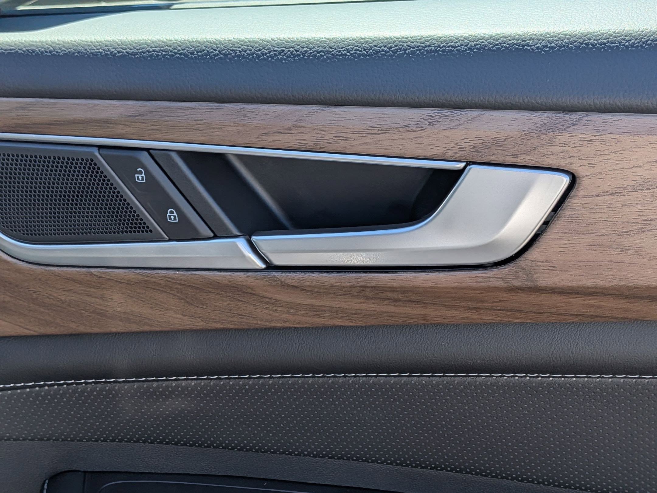 New 2026 Volkswagen Atlas SE AWD/4WD image 33
