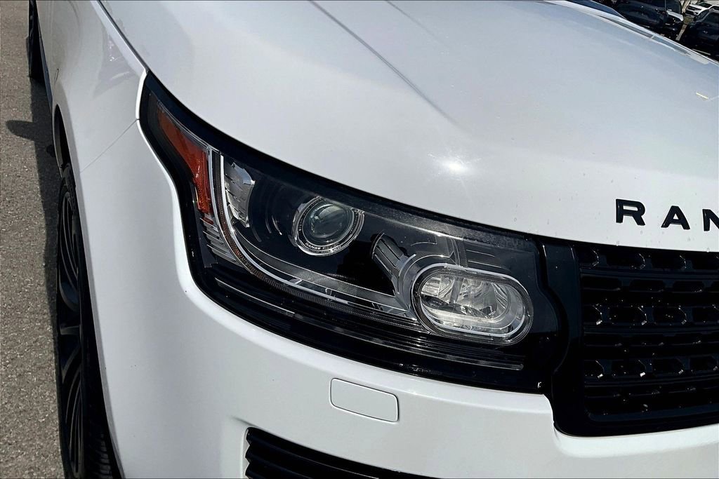 Used 2017 Land Rover Range Rover Supercharged image 30