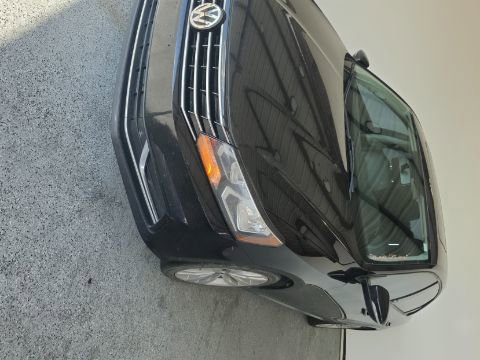 Used 2019 Volkswagen Passat Wolfsburg Edition FWD image 2