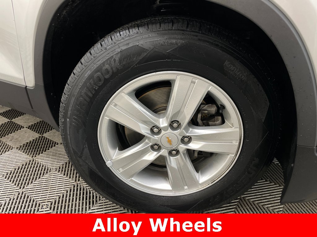 Certified 2019 Chevrolet Trax LT w/ LT Convenience Package image 45