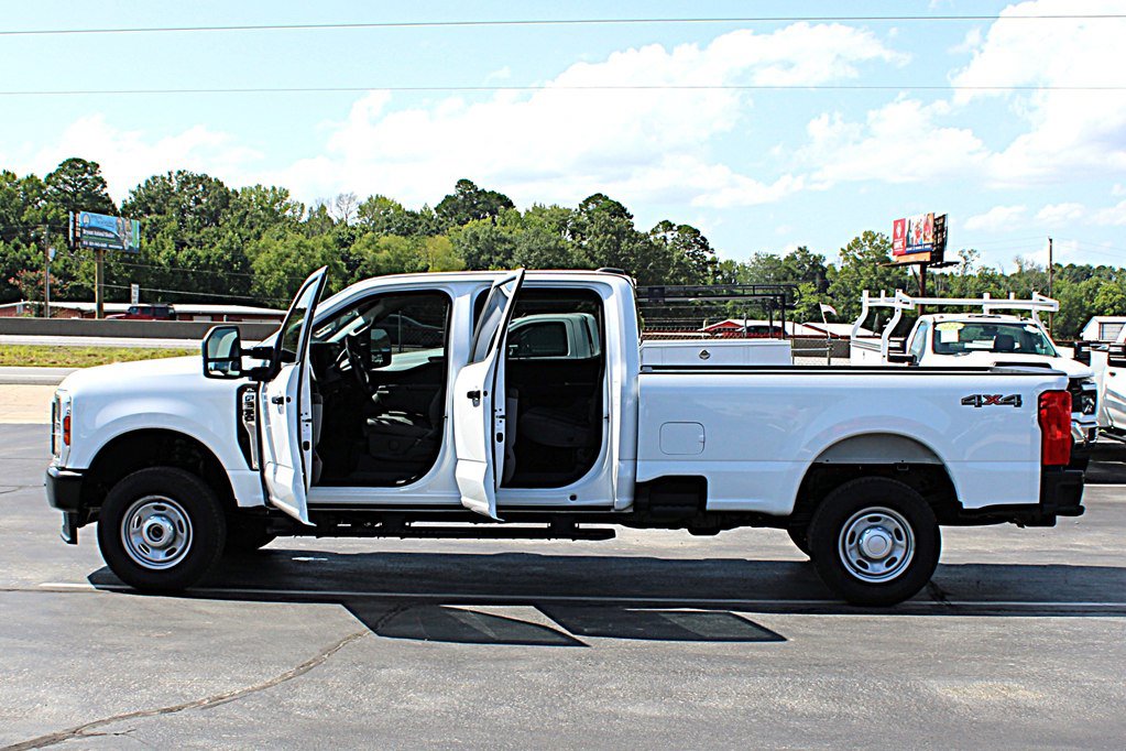 Used 2026 Ford F350 XL w/ Snow Plow/Camper Package AWD/4WD image 7
