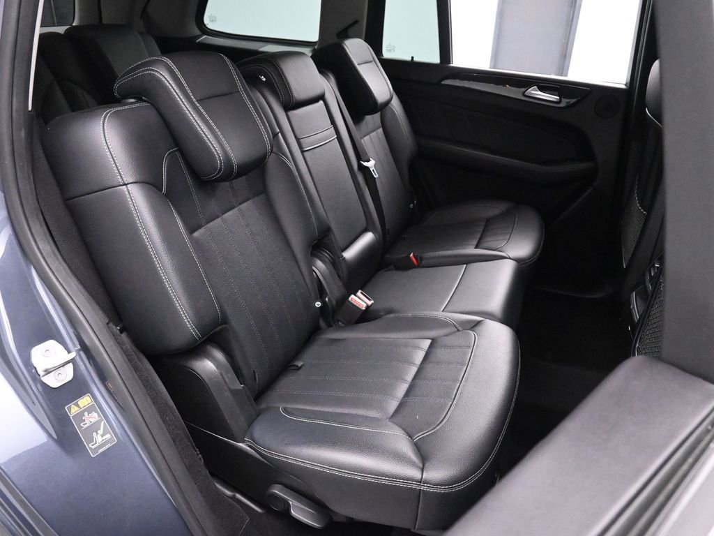 Used 2016 Mercedes-Benz GL 450 4MATIC w/ Premium I Package image 19