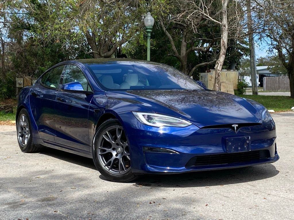 Used 2022 Tesla Model S image 4