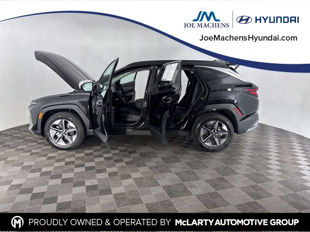 Certified 2025 Hyundai Tucson SEL image 11