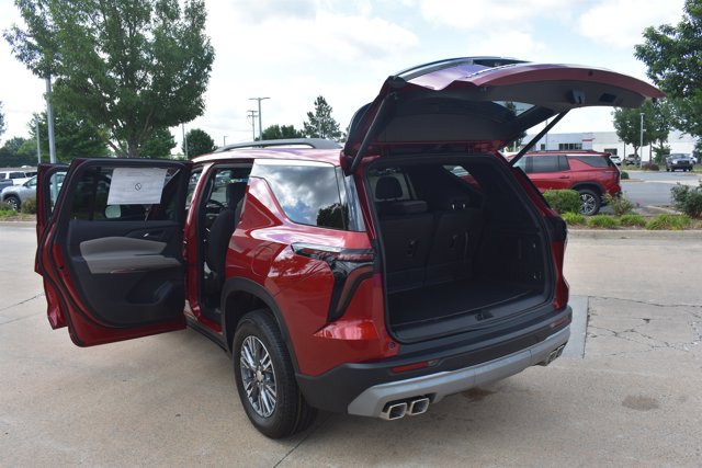New 2026 Chevrolet Traverse LT w/ Driver Confidence Package FWD image 17