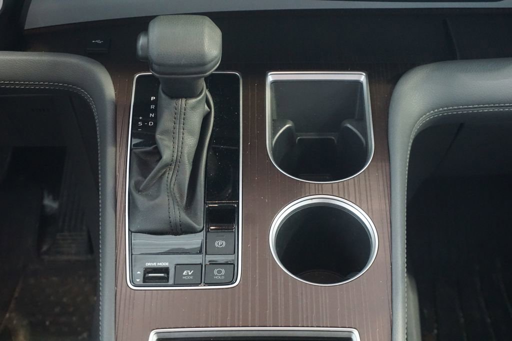 Used 2024 Toyota Sienna LE image 26