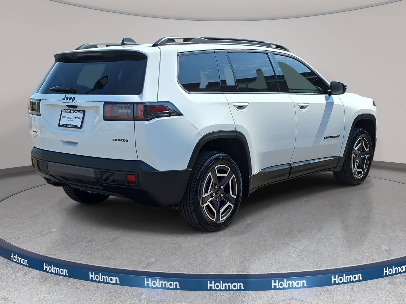 Used 2026 Jeep Cherokee Laredo AWD/4WD image 6