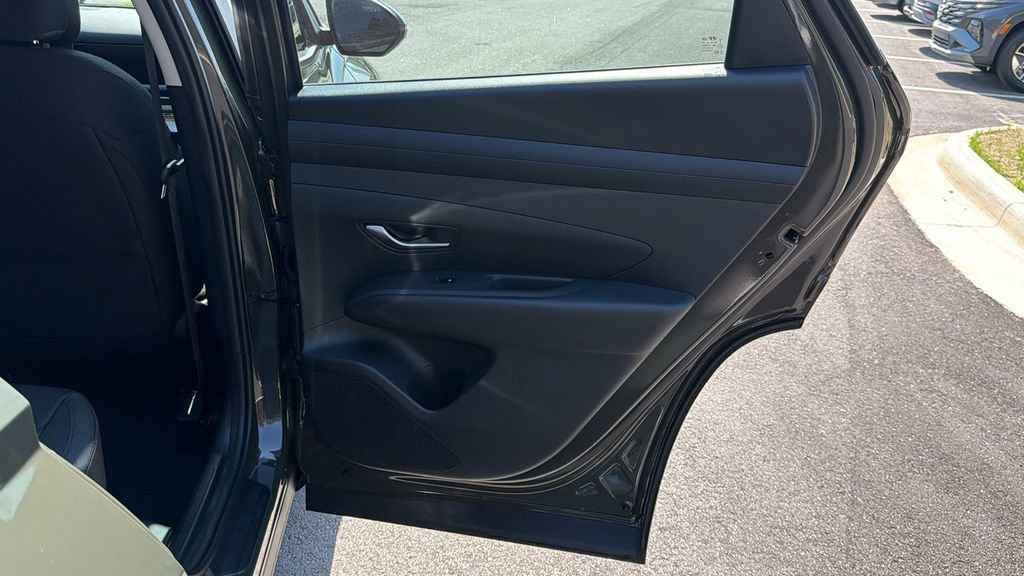 New 2026 Hyundai Tucson SE image 17