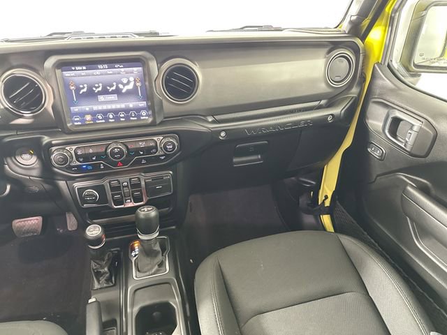 Used 2023 Jeep Wrangler Unlimited w/ Cold Weather Group AWD/4WD image 27