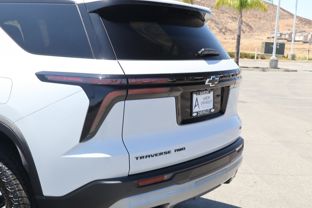 New 2027 Chevrolet Traverse Z71 AWD/4WD image 13