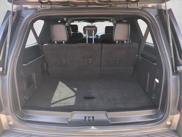 Used 2019 Ford Expedition Max XLT w/ Equipment Group 201A AWD/4WD image 6