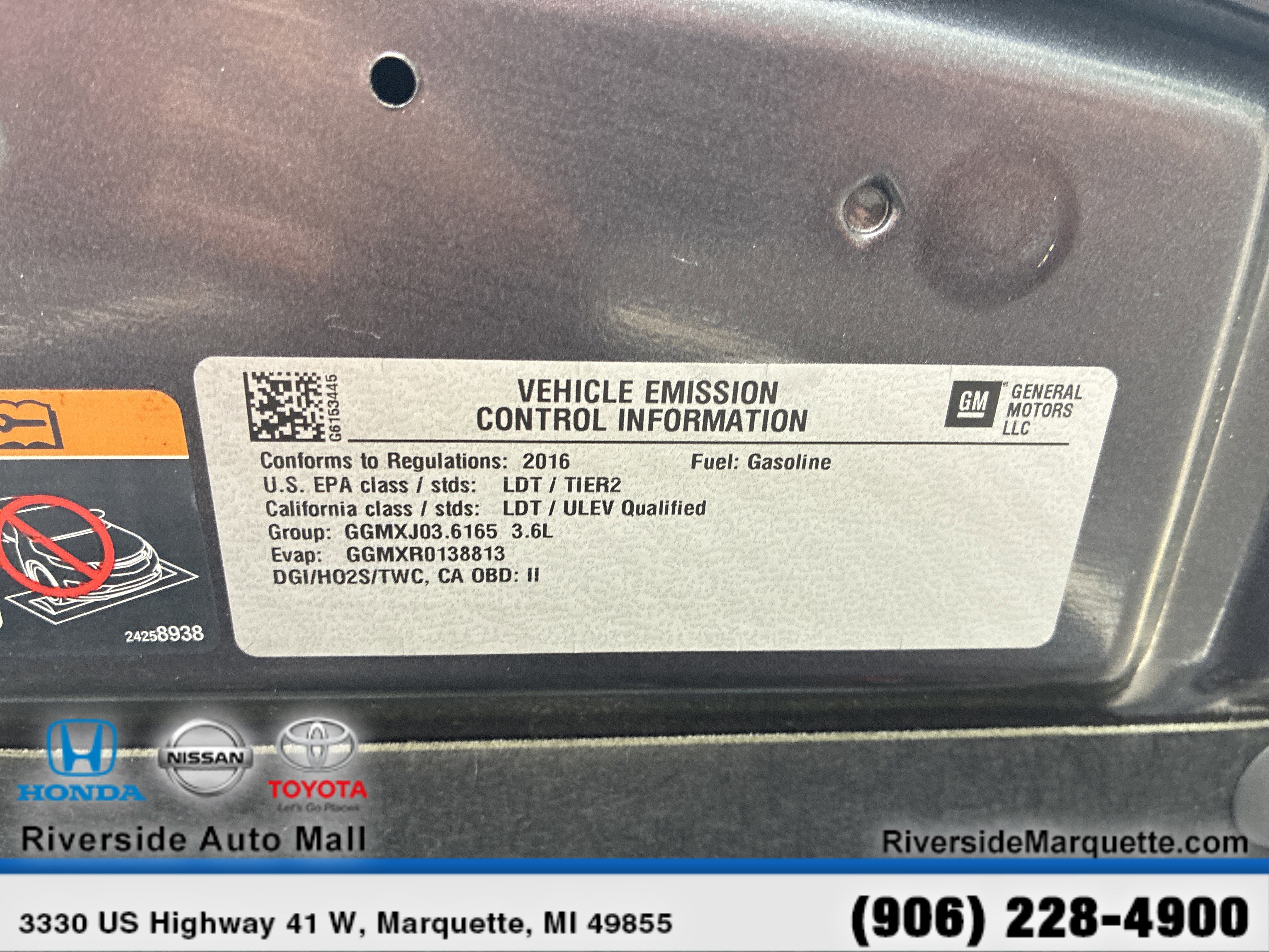 Used 2016 Chevrolet Equinox LTZ w/ Enhanced Convenience Package image 14