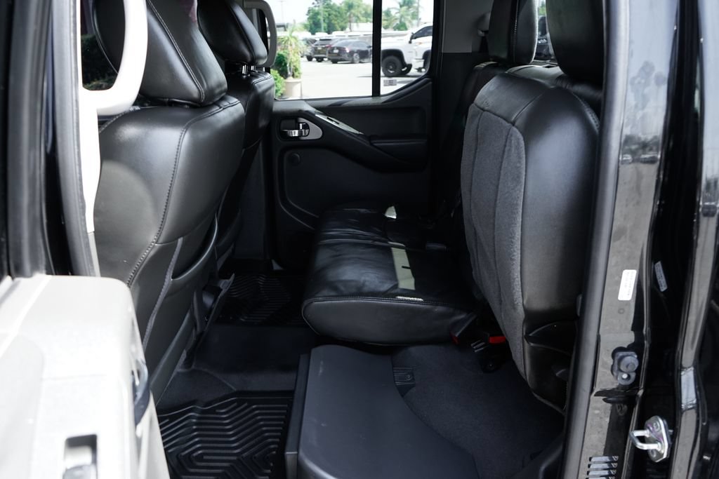 Used 2018 Nissan Frontier PRO-4X w/ Pro-4x Luxury Package AWD/4WD image 34