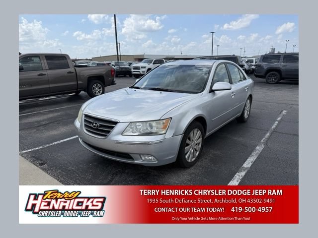 Used 2009 Hyundai Sonata Limited FWD image 1