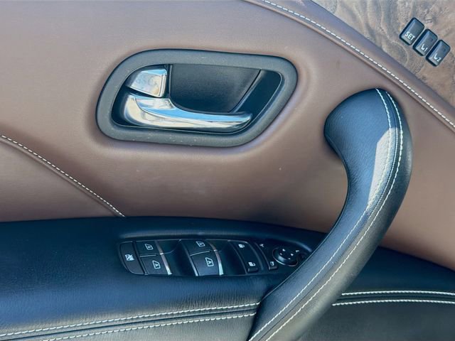 Used 2023 INFINITI QX80 Premium Select w/ All-Season Package RWD image 18