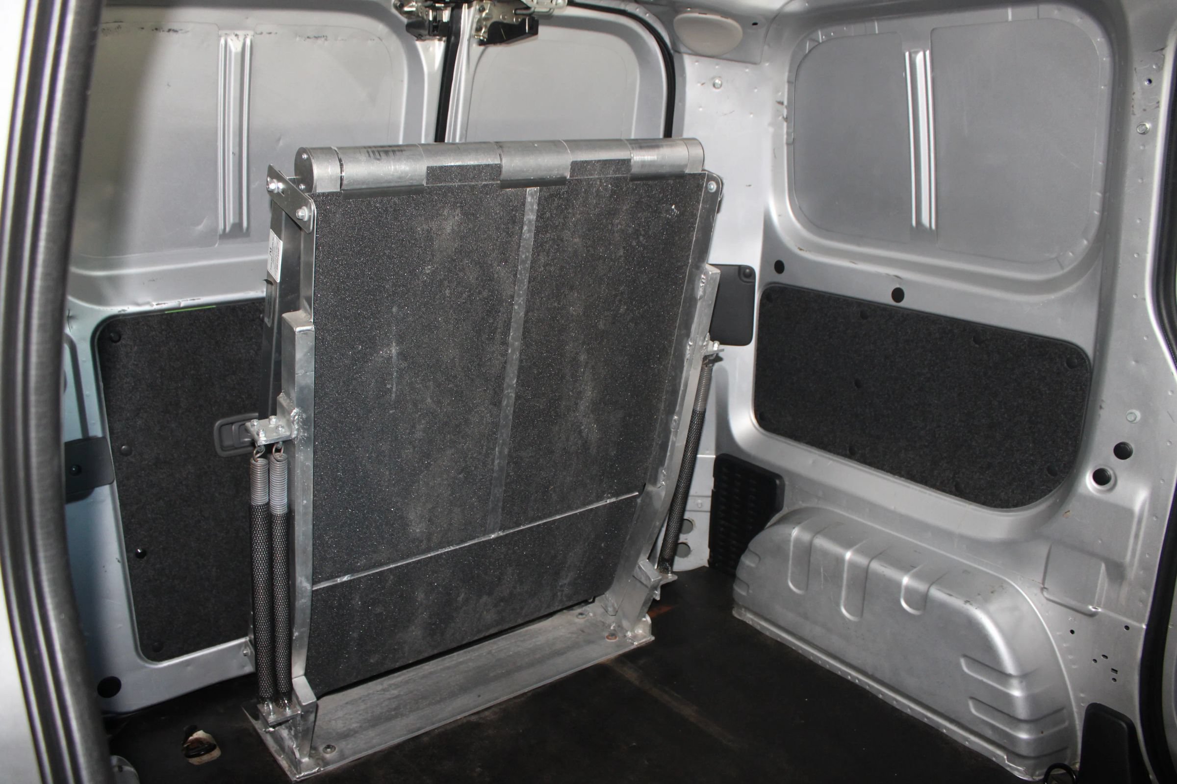 Used 2015 Chevrolet City Express LS FWD image 21