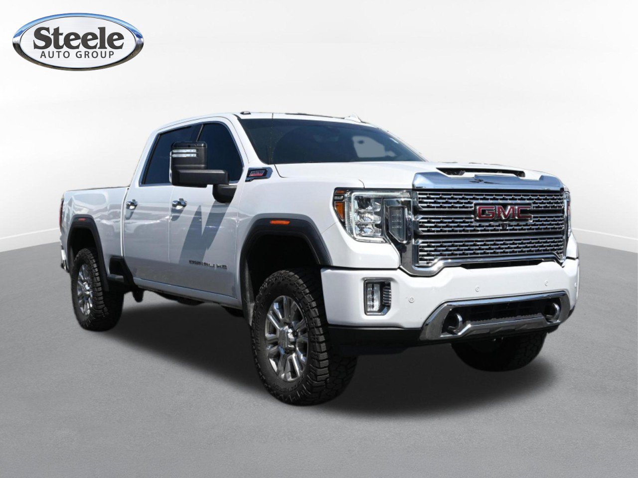 Used 2022 GMC Sierra 2500 Denali w/ Denali Ultimate Package AWD/4WD image 3