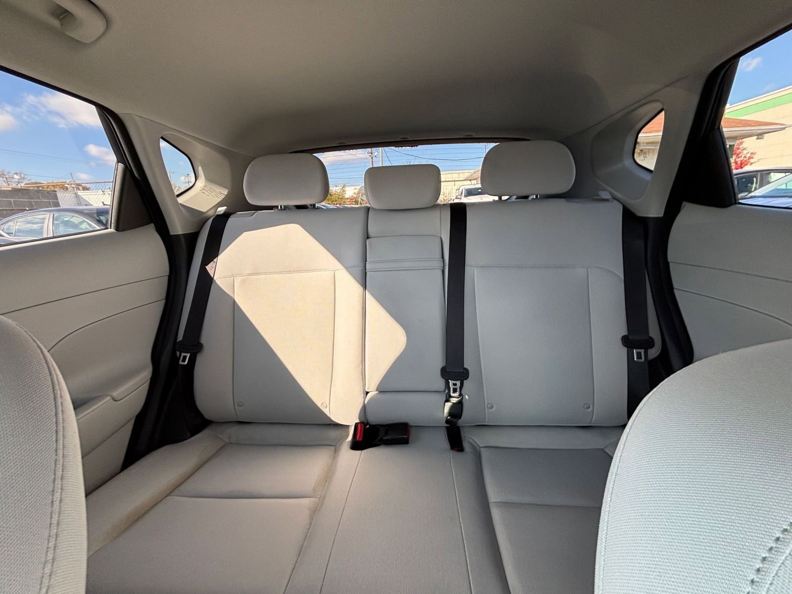 Used 2025 Hyundai Kona SEL image 38