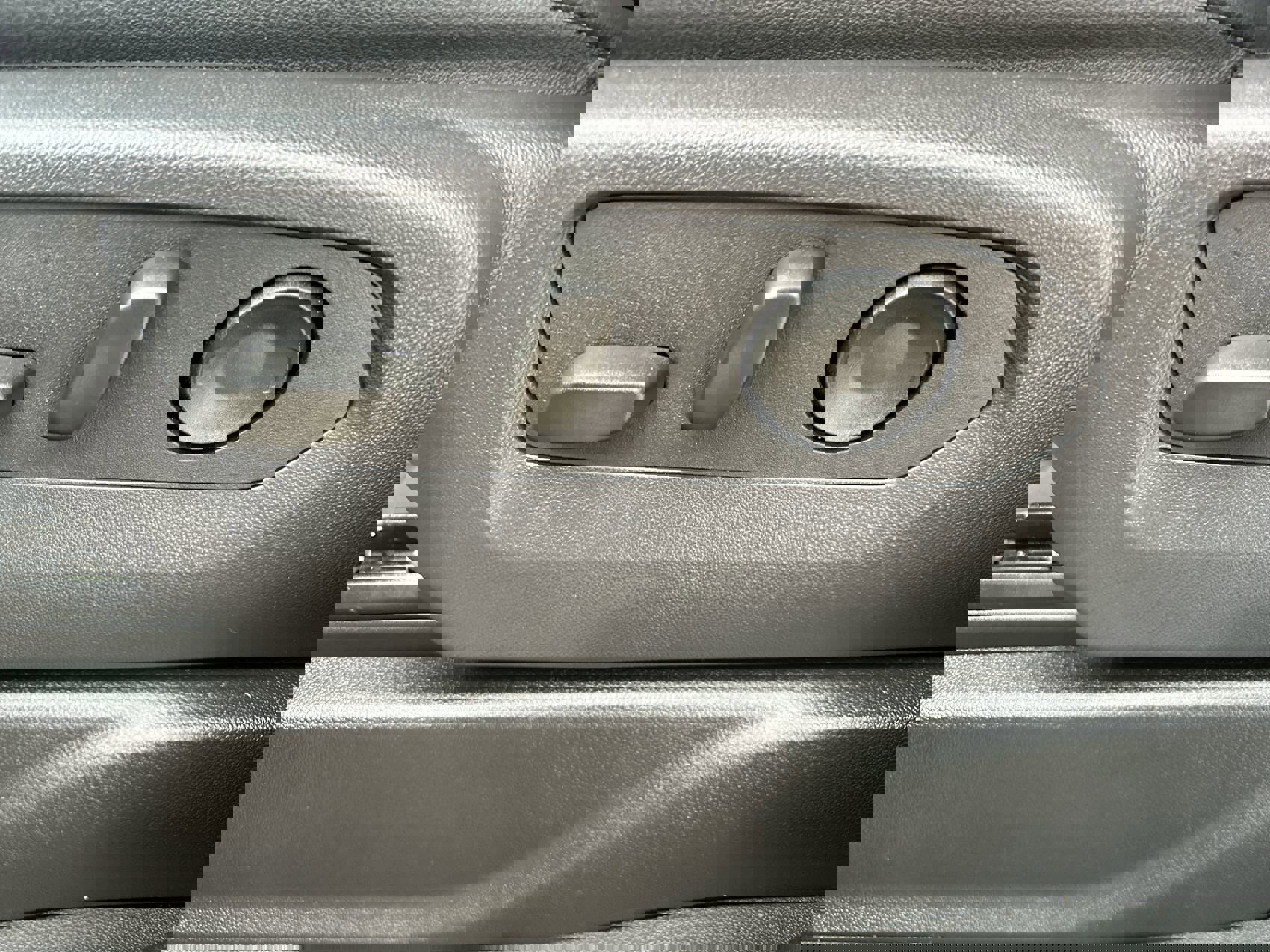 Certified 2025 Chevrolet Tahoe LT image 12