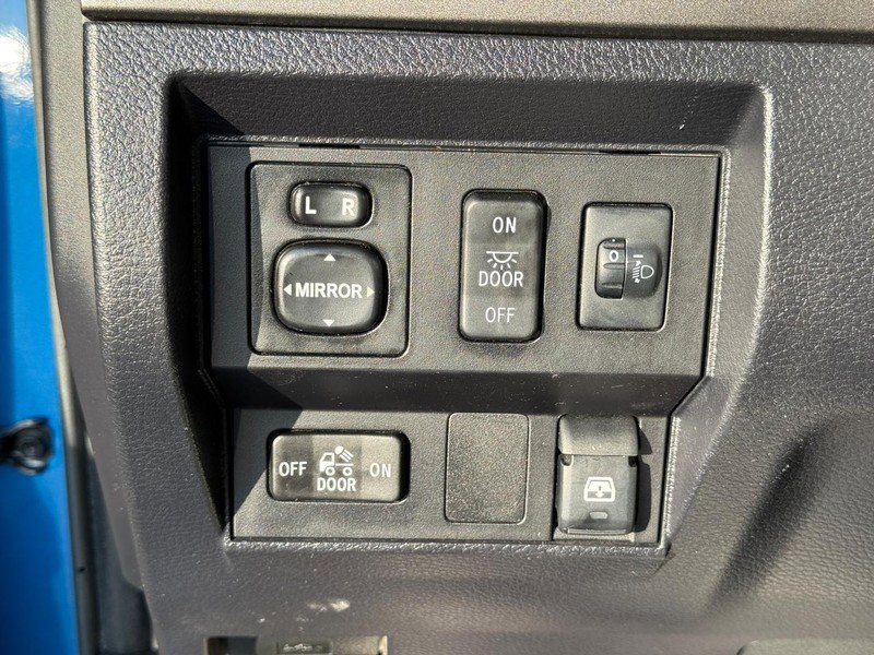 Used 2017 Toyota Tundra SR5 image 20