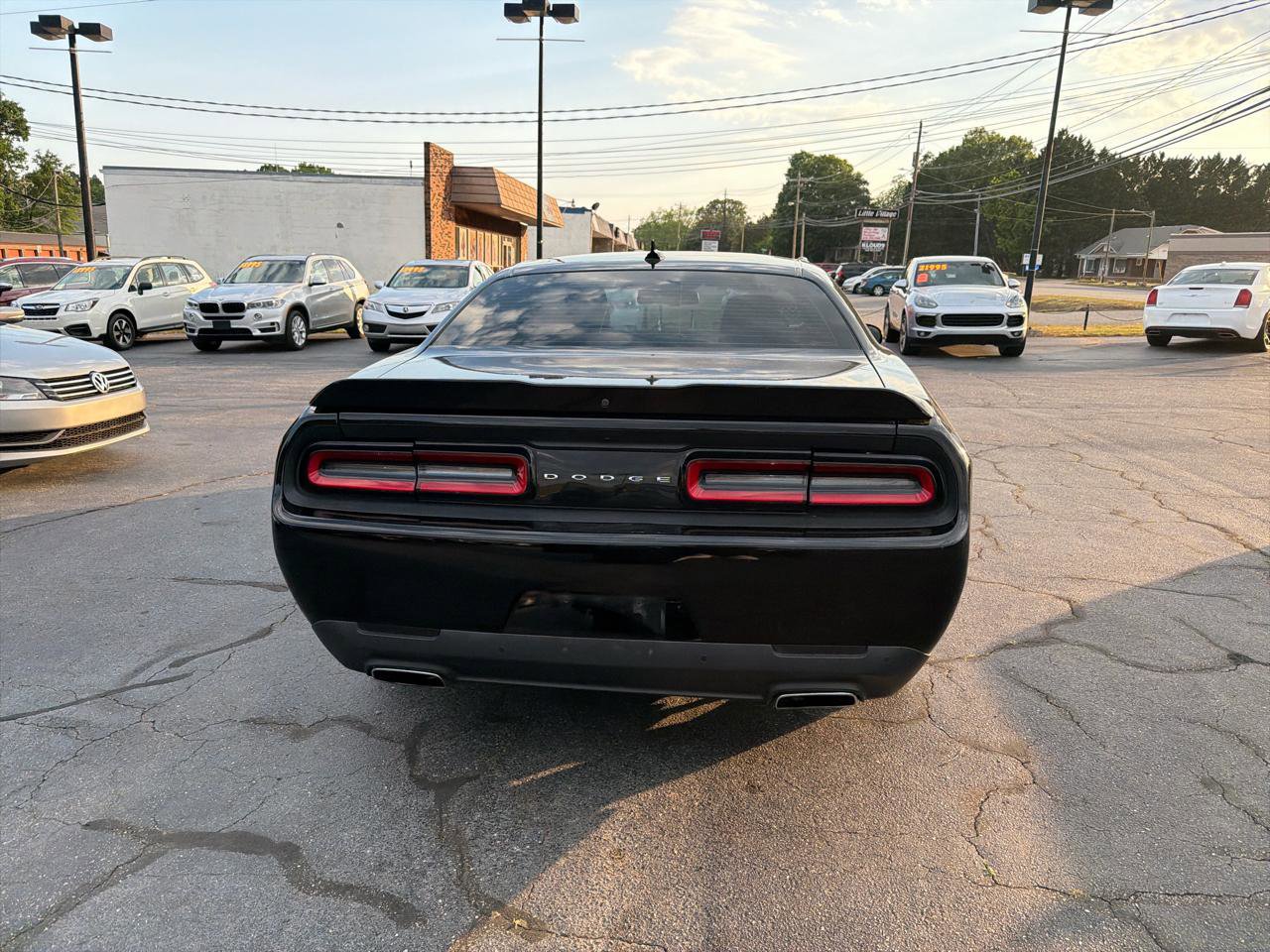 Used 2016 Dodge Challenger SXT w/ Sound Group RWD image 4